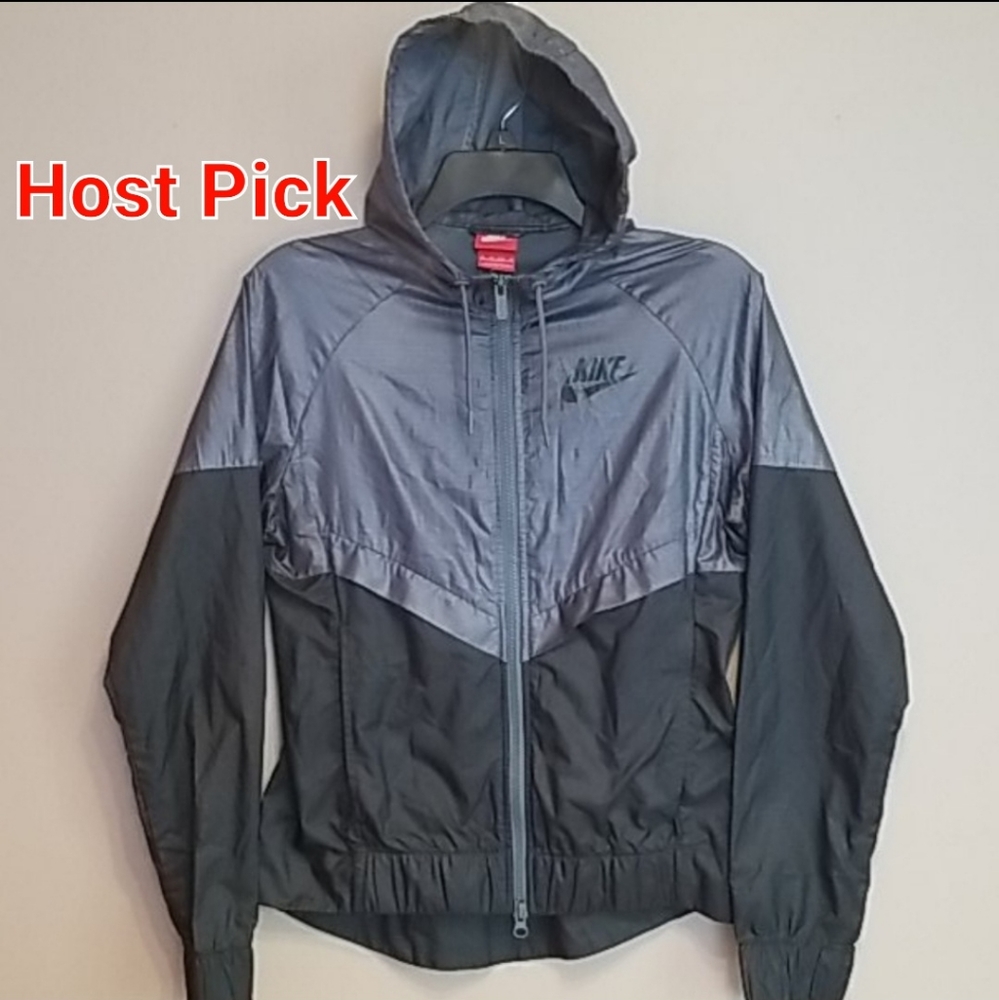 Nike jacket - Picture 1 of 10